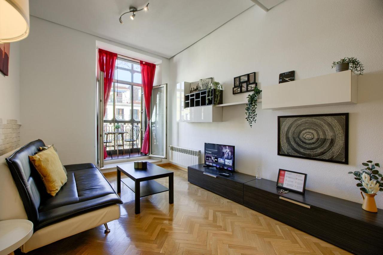 Charming Elegant Gran Via Apartman Madrid Kültér fotó