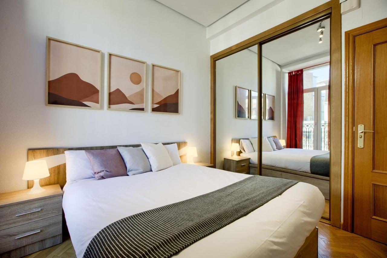 Charming Elegant Gran Via Apartman Madrid Kültér fotó