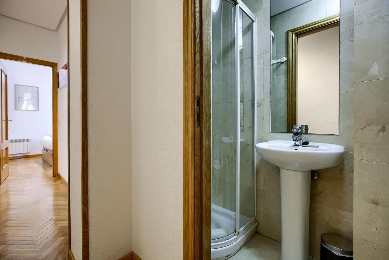 Charming Elegant Gran Via Apartman Madrid Kültér fotó