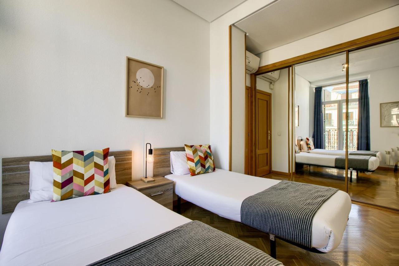 Charming Elegant Gran Via Apartman Madrid Kültér fotó